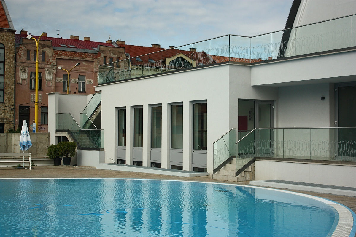 Végzáró nútos kapaszkodóhoz, üvegkorláthoz