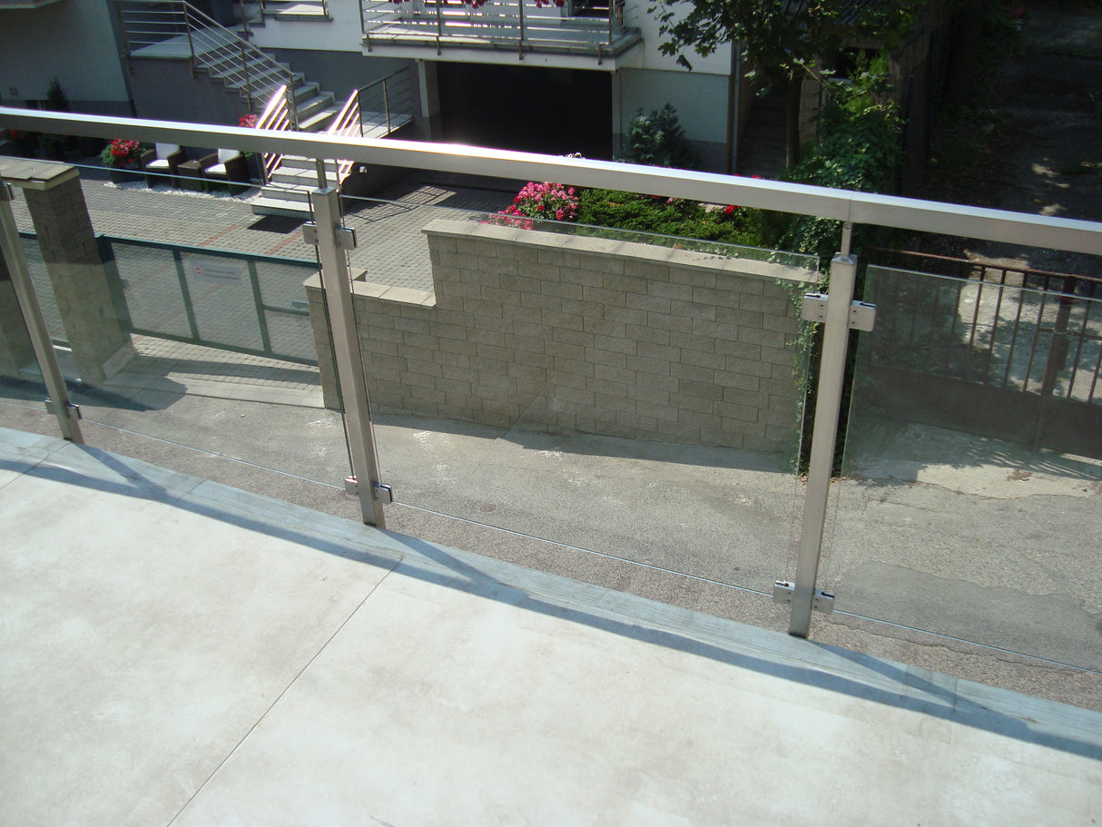 Kültéri rozsdam. üvegtámpontmegfogó-zártszelvényre