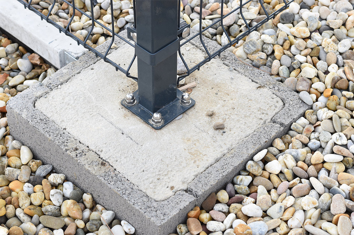 Sarokfoglalat oszlophoz ZnPVC 60x40mm fekete M