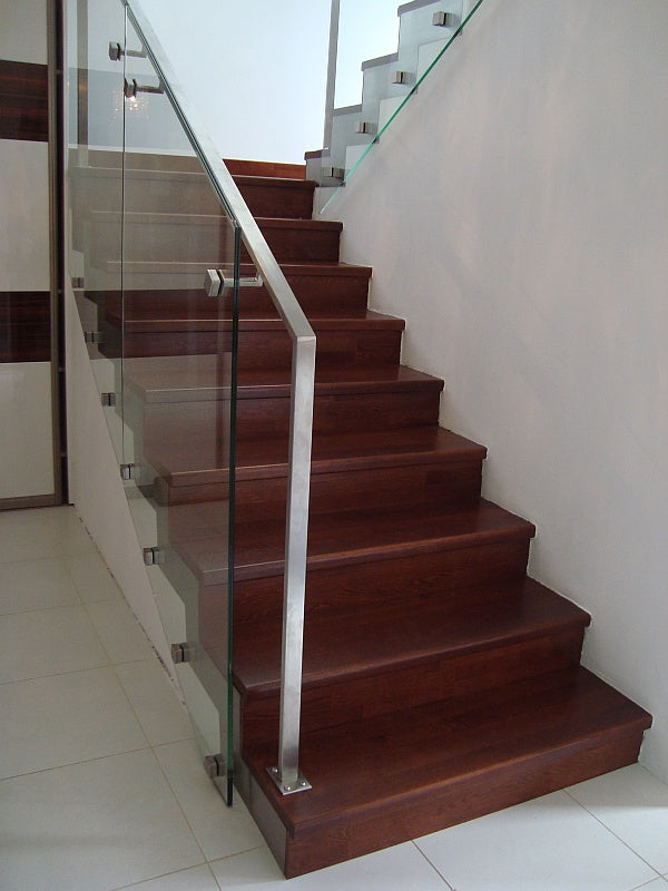 Fali kapaszkodótartó