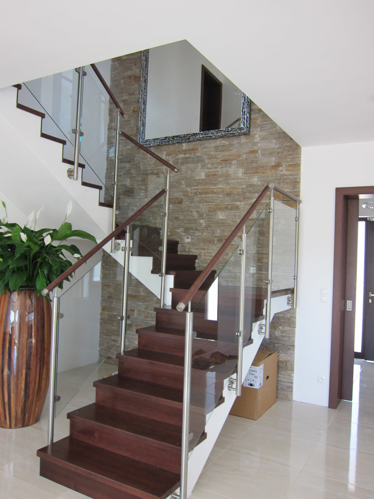 Oldalsó rögzítésű középső oszlop üvegkorláthoz