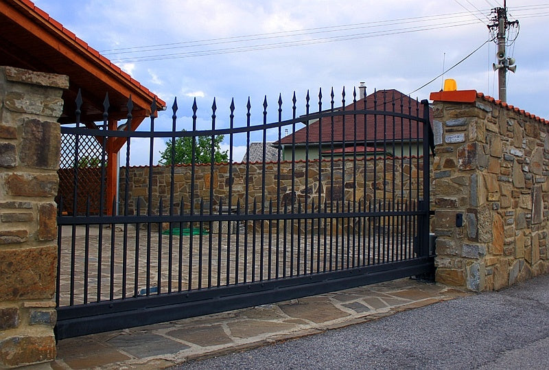 Úszókapu C-profil, horganyzott, 70x60x3,5 mm, L 3m