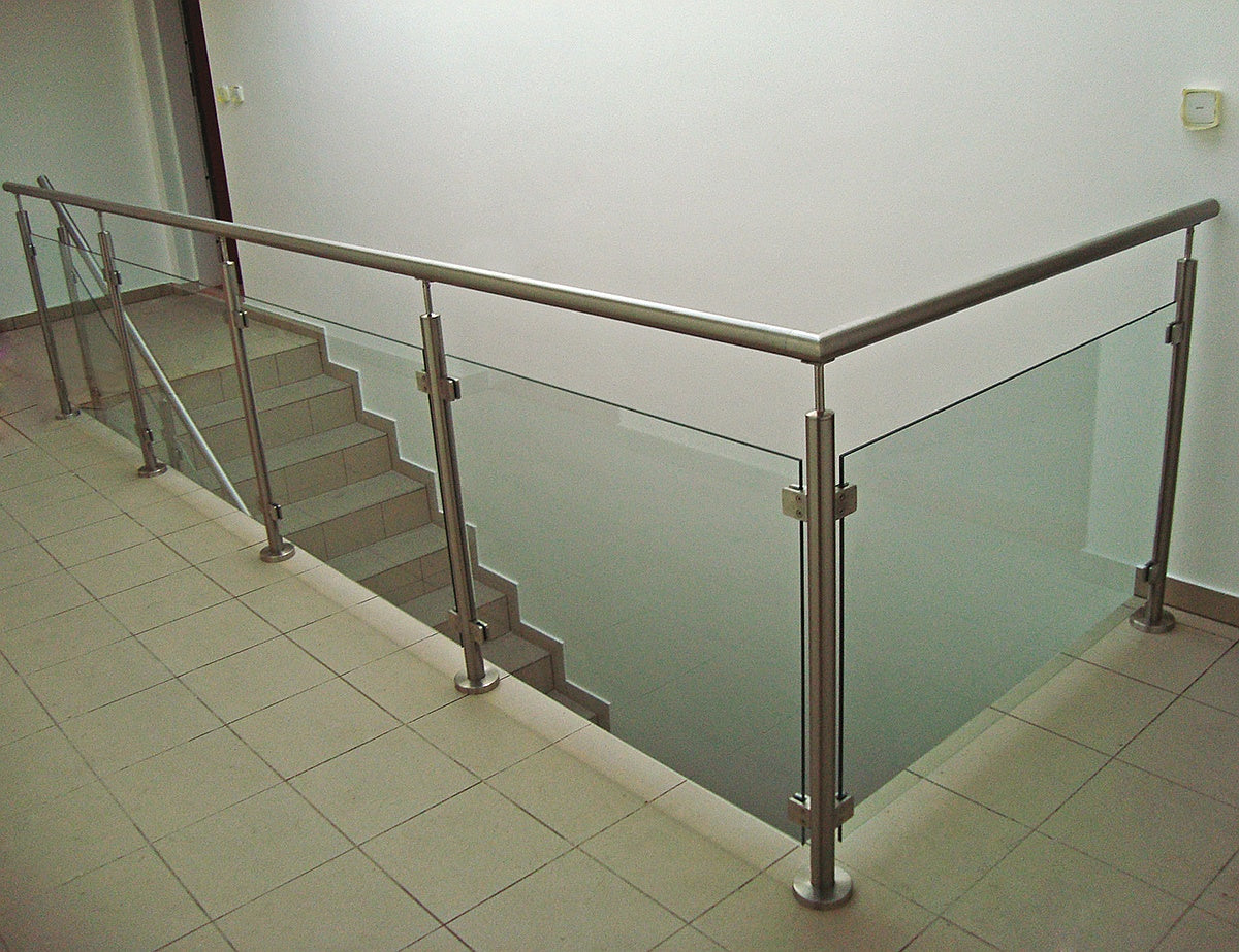 Üvegmegfogó körszelvényre